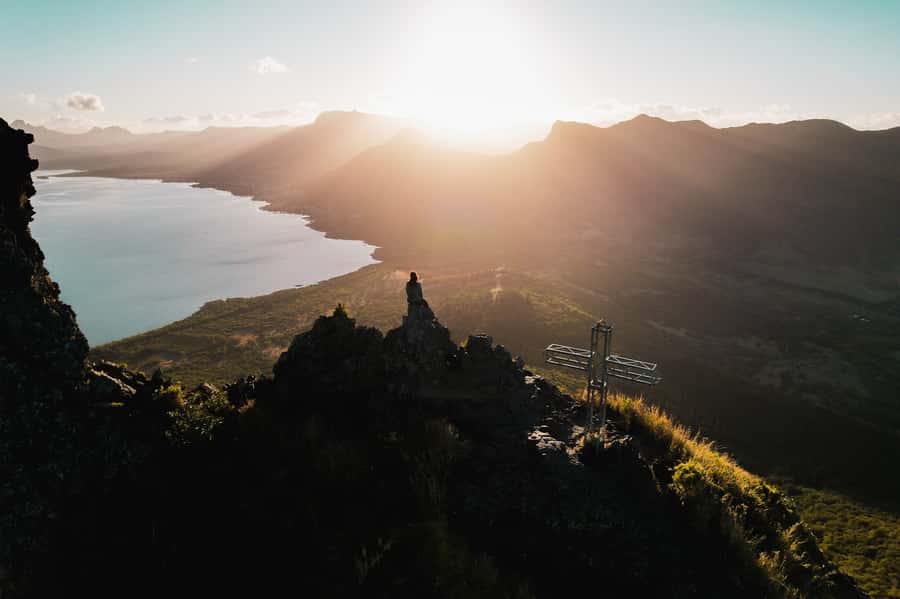 Mauritius: Le Morne Mountain Guided Sunrise Hike and Climb - Key points at a glance