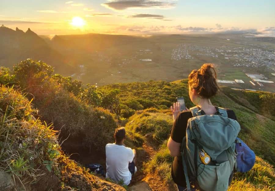 Mauritius: Le Pouce Guided Hiking Experience with a local - Reaching the 812-meter summit