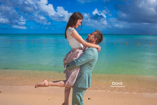 Mauritius: Photoshoot at Mont Choisy Beach with Pro Photographer - Weather, timing, and practical limits