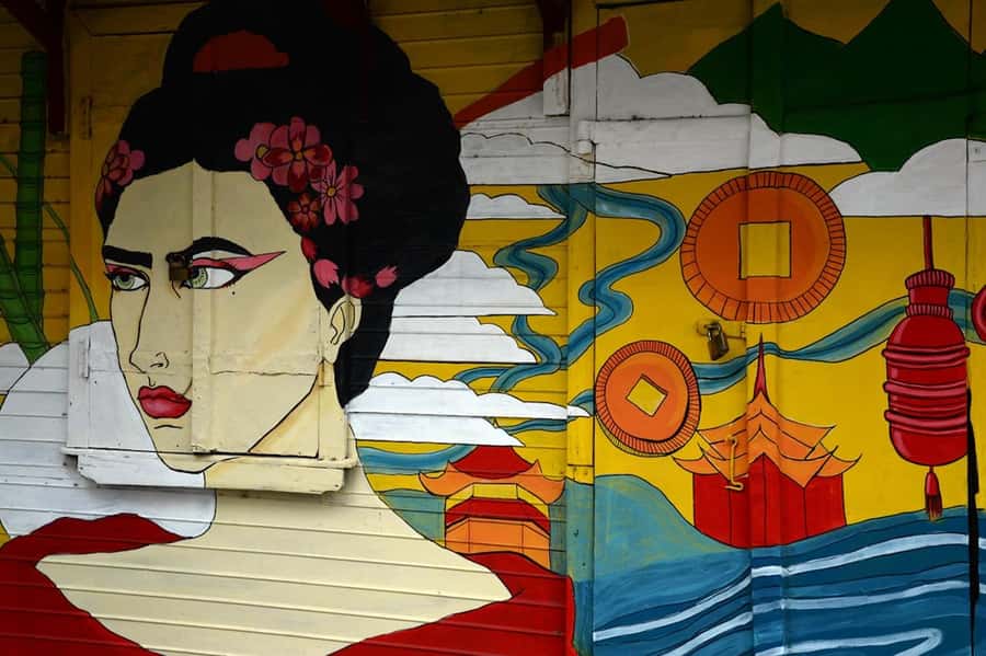 Mauritius: Port Louis / China Town Food & Culture Tour - Walking through central Port Louis