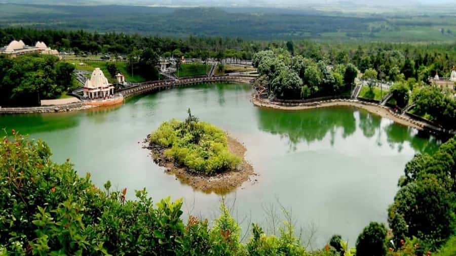 Mauritius : private wild south fullday tour - Grand Bassin and the Hindu Traditions of Ganga Talao