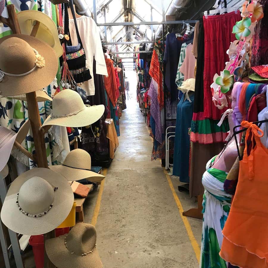 Mauritius: Shopping Tour - Port Louis Markets & Grand Baie - Grand Baie Bazaar: gifts, jewelry, and street food