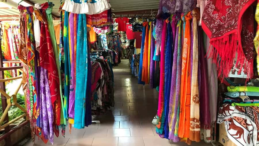 Mauritius: Shopping Tour - Port Louis Markets & Grand Baie - The guide and driver matter more than the schedule