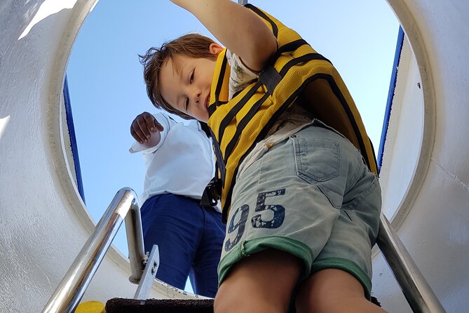 Mauritius Unique Submarine Tour - Forty-five minutes below the surface
