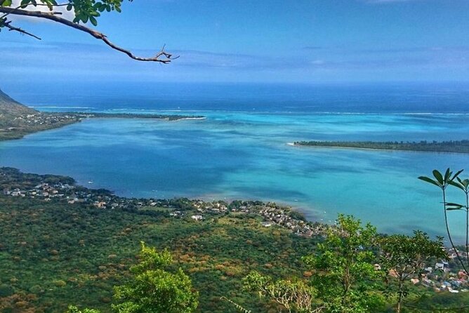 Picturesque South Tour Of Mauritius, Incl Lunch,7-Coloured Earth - Lunch, transport, and the practical details that matter