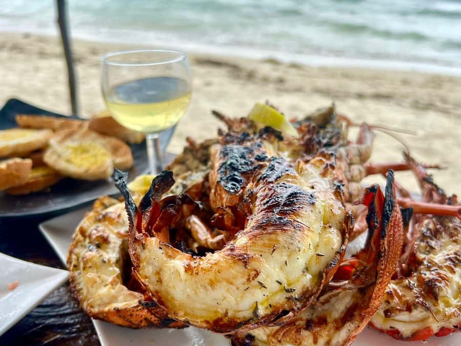 'Pieds dans l'eau': Snorkel & have Lunch on 'Benitier island - Starting at Le Morne public beach