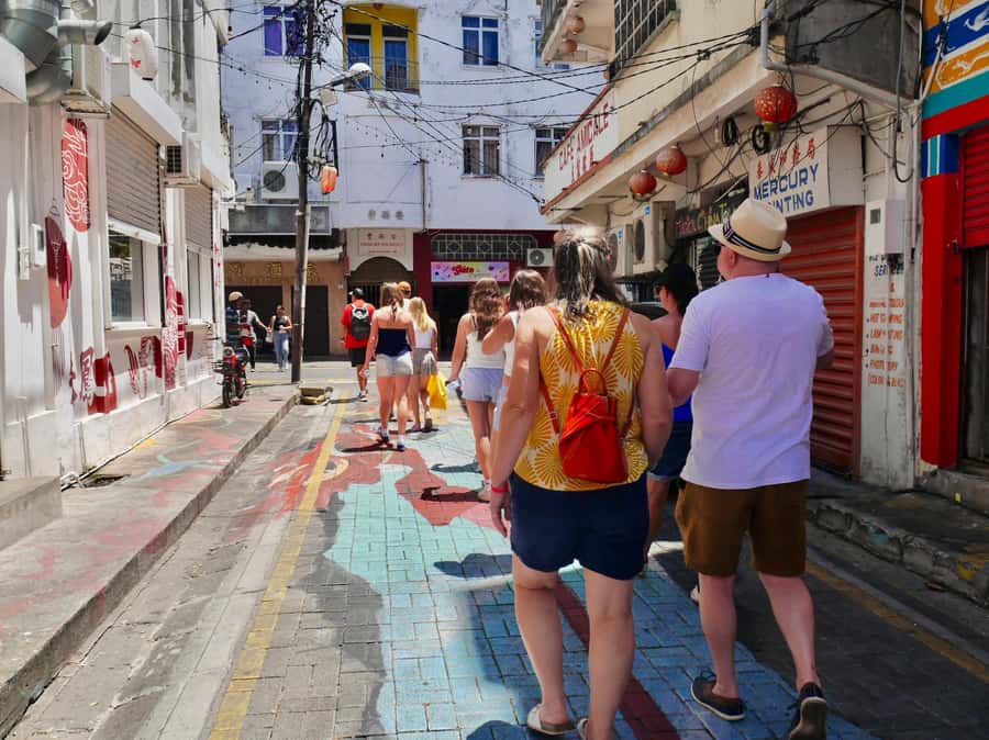 Port Louis: Street Eats and City Highlights Walking Tour - Key points to know before booking