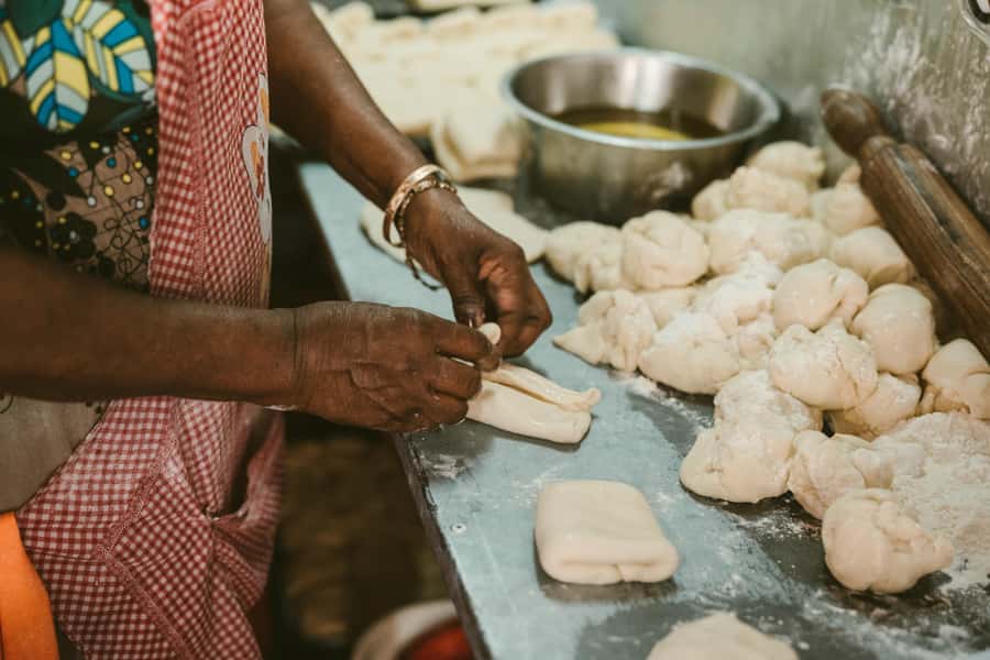 Port Louis: Street Food & City Tour - Starting at Caudan Waterfront and entering Port Louis