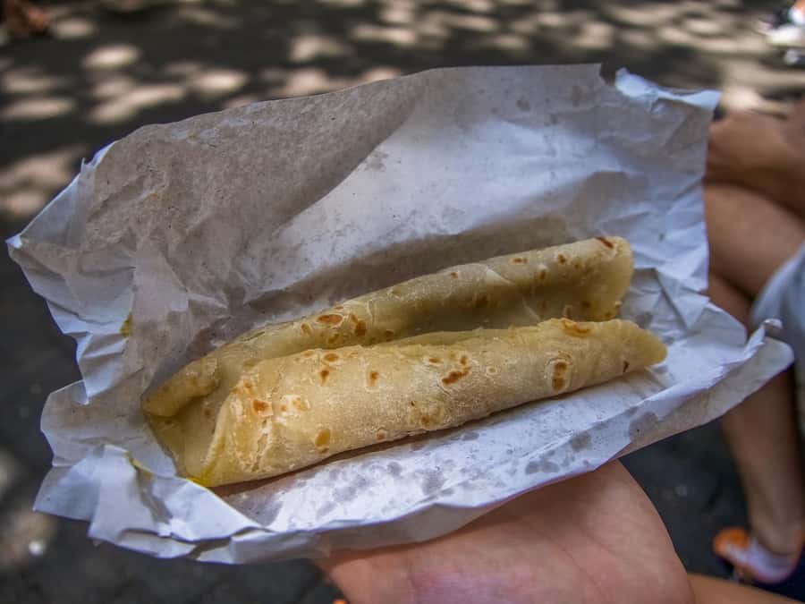 Port Louis: Street Food & City Tour - The Central Market in 25 colorful minutes