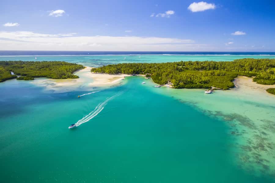 Private Catamaran Charter to Ile aux Cerfs - Arriving at Ile aux Cerfs