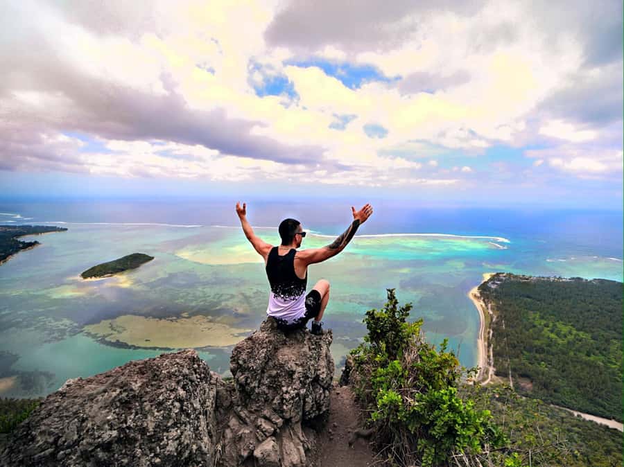 PRIVATE LeMorne Mountain Picturesque Hike-UNESCO Recognised - Why Le Morne is more than a mountain viewpoint