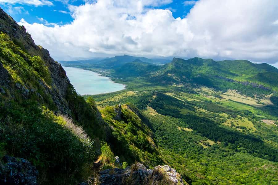 PRIVATE LeMorne Mountain Picturesque Hike-UNESCO Recognised - Practical preparation for a safer climb