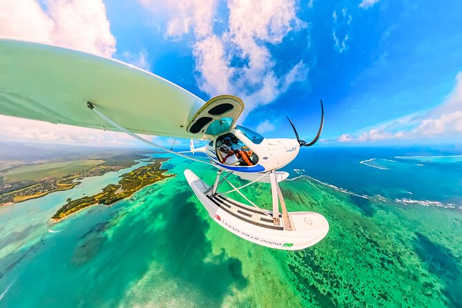 Seaplane Tours over the turquoise lagoon of the East of Mauritius - Weather is part of the experience