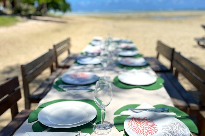 Signature Experience: Dolphins and Flavors of the Sea - Setting out from St. Regis Le Morne at 8:00 a.m.