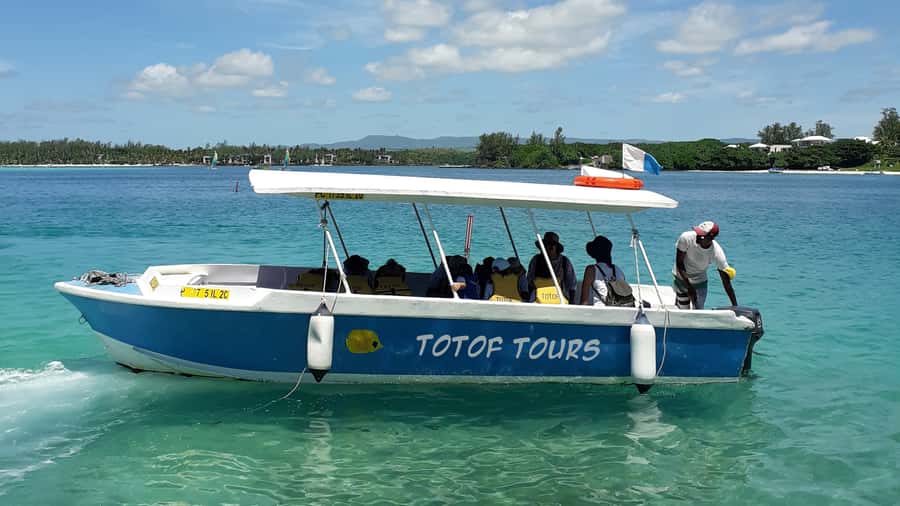 Snorkeling Excursion in Blue Bay Marine Park - Coral, Fish, and Time in the Water