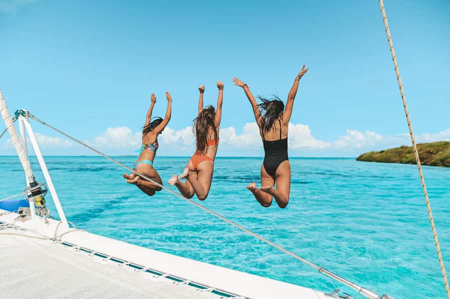 Southeast of Mauritius: Catamaran Cruise w/ BBQ Lunch - Key points at a glance