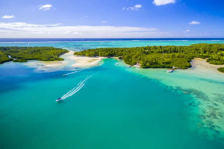 Speed boat to Ile aux Cerfs: Full day incl Lunch & Transfer - Key points to know before you book