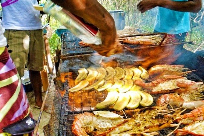 Speedboat Ile aux Cerfs + GRSE Waterfall, BBQ and Bar - Meeting at Trou d’Eau Douce at 9:00 am