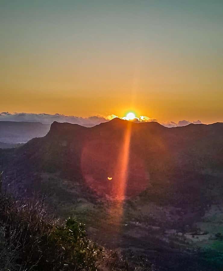 Sunrise hike at Le Morne Brabant with Local Guides (UNESCO) - Is $64 good value?