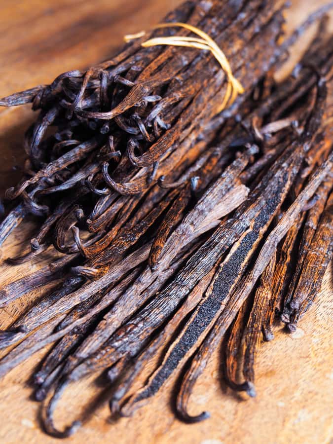 Tea, Rum & Vanilla Route - Domaine des Aubineaux: a colonial house and a slower opening