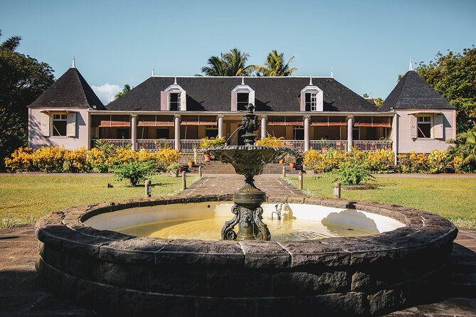 The Gorgeous East: Bois Cheri Tea factory, Rhumerie St-Aubin, Mahebourg & Lunch - Three-course lunch with vegetarian and halal choices