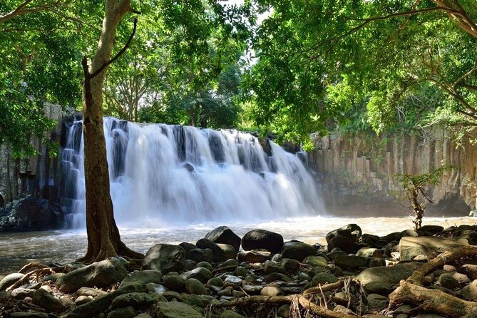 The Hidden Treasures of Mauritius, ALL INCLUSIVE Day Trip, Private SUV Car - Why this private South East route is worth your day