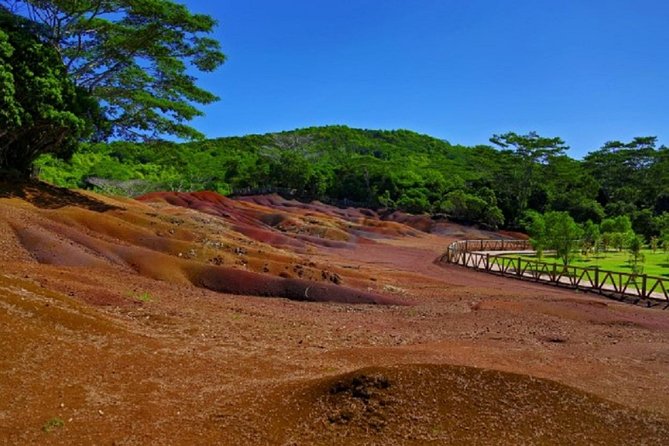 Trou-aux-Cerfs - Chamarel - Grand Bassin -Private Guided Tour (Min. 2 persons) - Why this southern Mauritius tour works