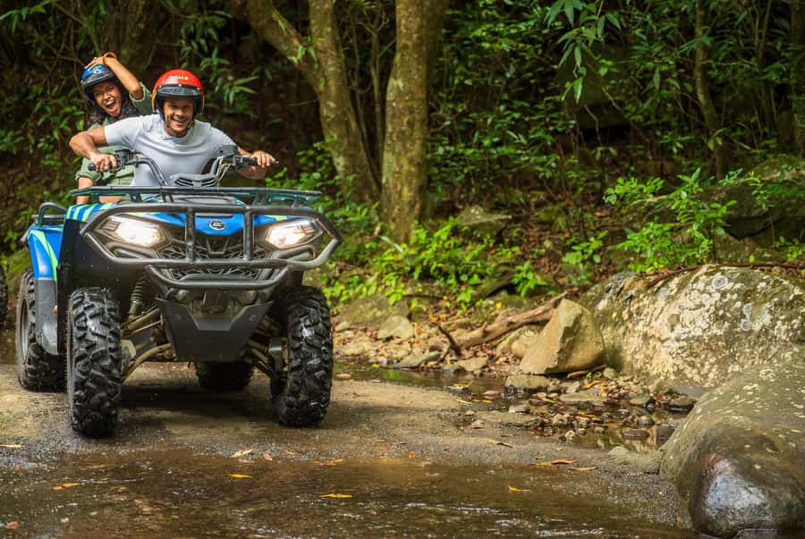 Vallé Advenature Park 1 Hour Single Quad Adventure - The quad bikes and the first stretch