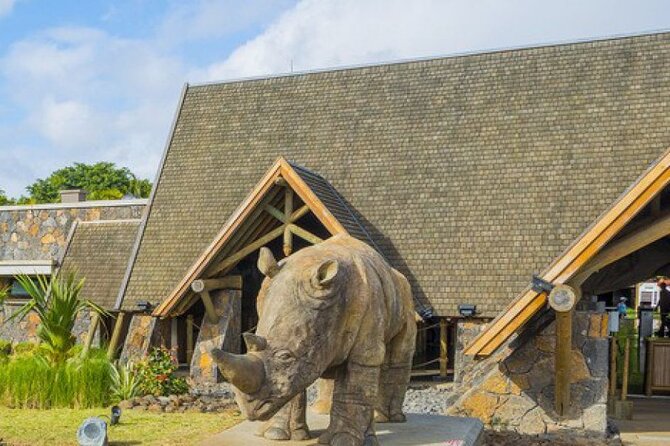 Wild South West Tour : SAFARI & TULAWAKA CASELA PARK & LE MORNE - Casela Nature Parks: the part worth planning around